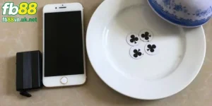 Cách xóc đĩa bịp phổ biến